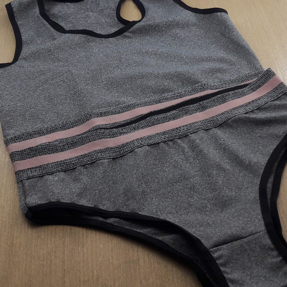 Conjunto Fitness - Tecido em Microfibra Mescla e Top Nadador