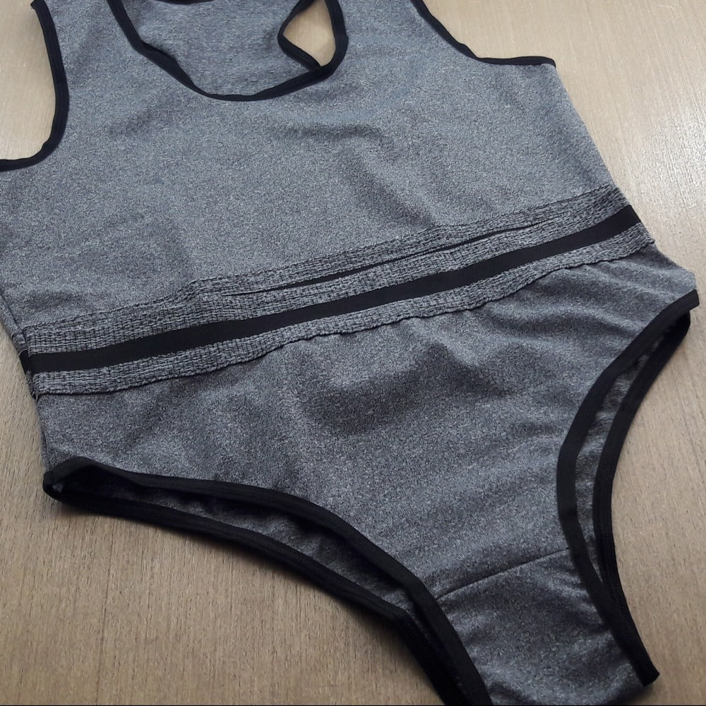 Conjunto Fitness - Tecido em Microfibra Mescla e Top Nadador