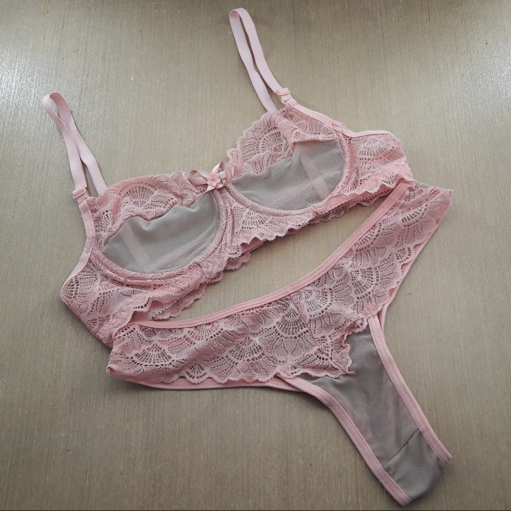 Conjunto Sexy - sem Bojo com Arco em Tule e Renda de Poliamida