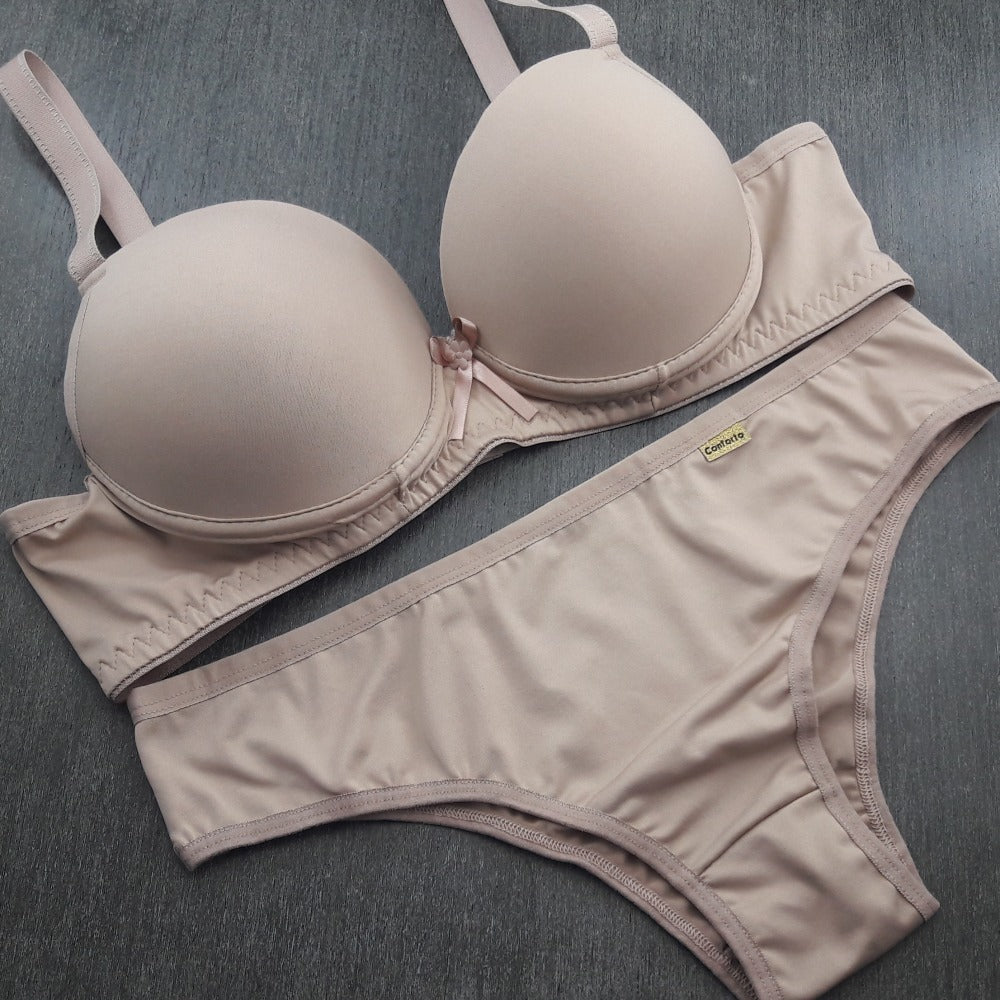 Conjunto Plus Size - Modelo Básico com Bojo e Arco para Suporte e Conforto