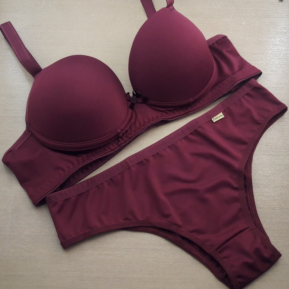 Conjunto Plus Size - Modelo Básico com Bojo e Arco para Suporte e Conforto