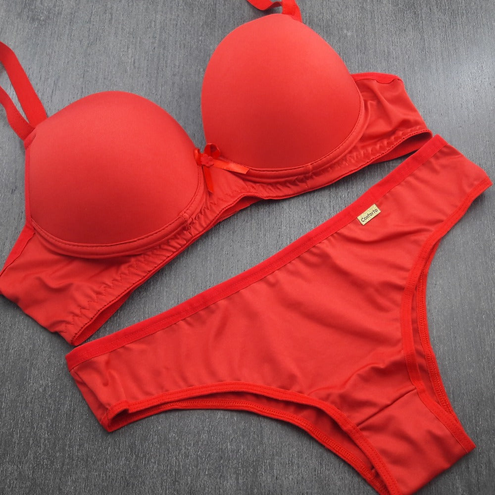 Conjunto Plus Size - Modelo Básico com Bojo e Arco para Suporte e Conforto