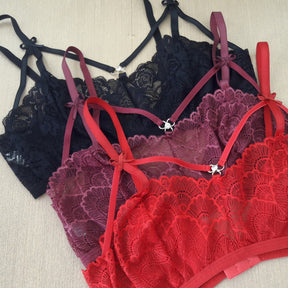 Sutiã em Renda - Modelo Strappy com Tiras na Parte Frontal