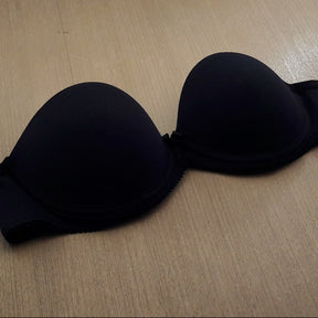 Sutiã Tomara que Caia - com Preenchimento Interno e Alças de Silicone