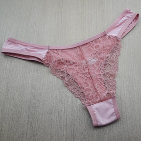 Calcinha Renda Frontal - Elegância e Conforto