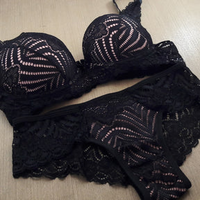 Conjunto de Renda - Luxuosa e Visual Elegante