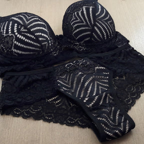 Conjunto de Renda - Luxuosa e Visual Elegante