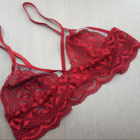 Sutiã de Renda - em Tule Transparente sem Bojo e Alças Reguláveis