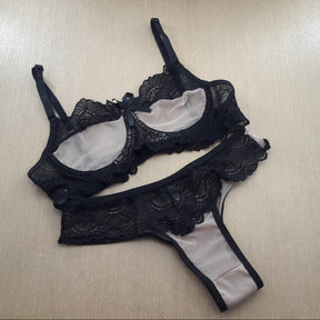 Conjunto Sexy - sem Bojo com Arco em Tule e Renda de Poliamida