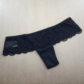 Tanga Fio Dental - Cintura Baixa Laterais em Renda